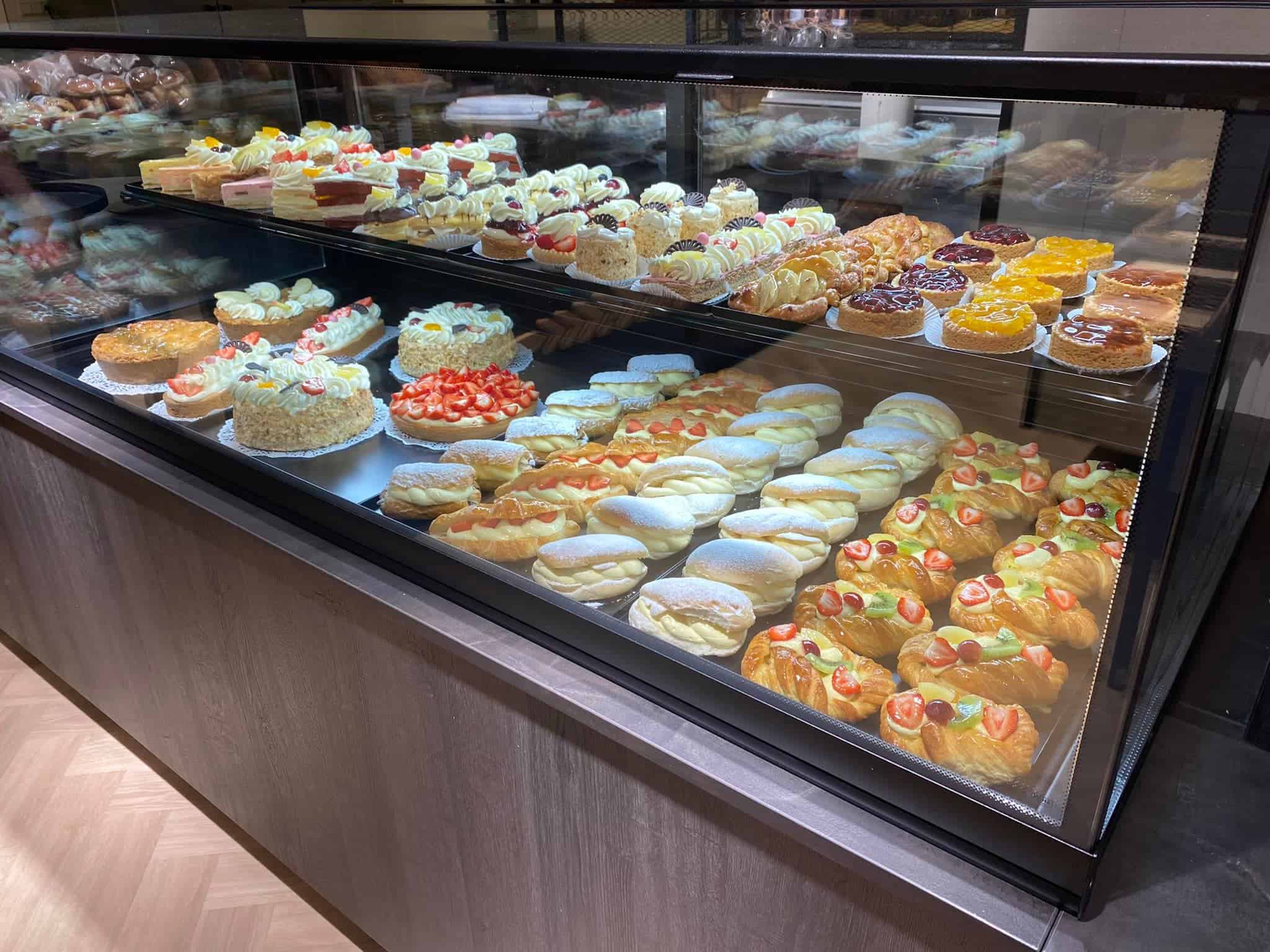 In ambachtelijke bakkerij Hamersma wordt elke dag vers gebakken met pure ingrediënten.