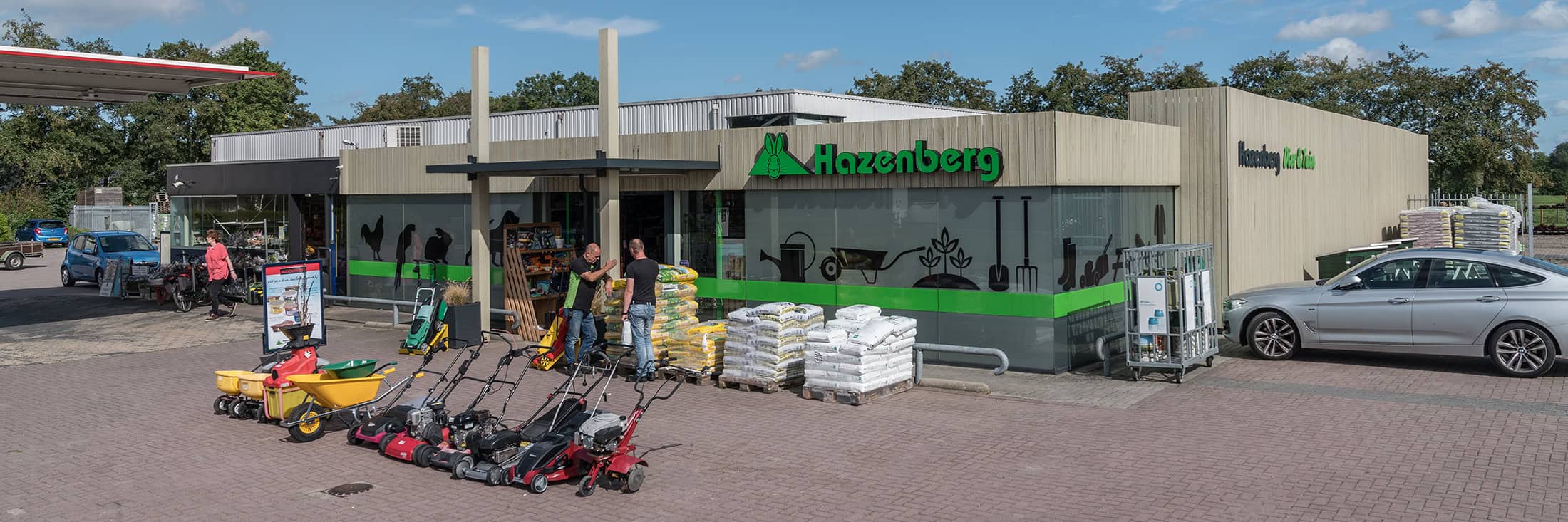 Hazenberg Dier en Tuin, sinds 1921 in Grootegast