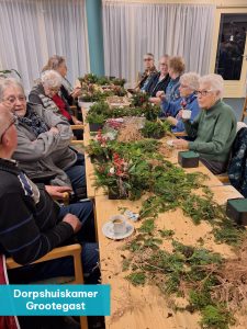 ontmoet elkaar in de dorpshuiskamer in grootegast