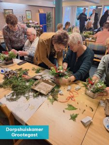 ontmoet elkaar in de dorpshuiskamer in grootegast